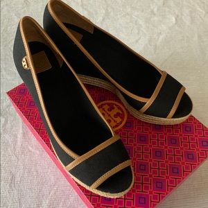 Tory Burch Wedge Size 9 NIB